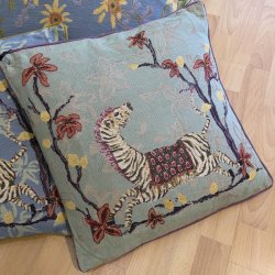 Pude, 50x50, Zebra, mint
