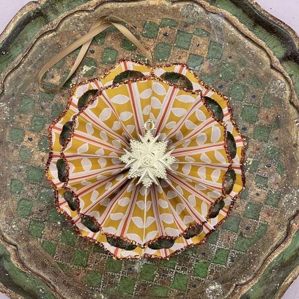 Mellem Julestjerne nr 9