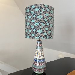 Nr 108 - Bl med grnne blomster