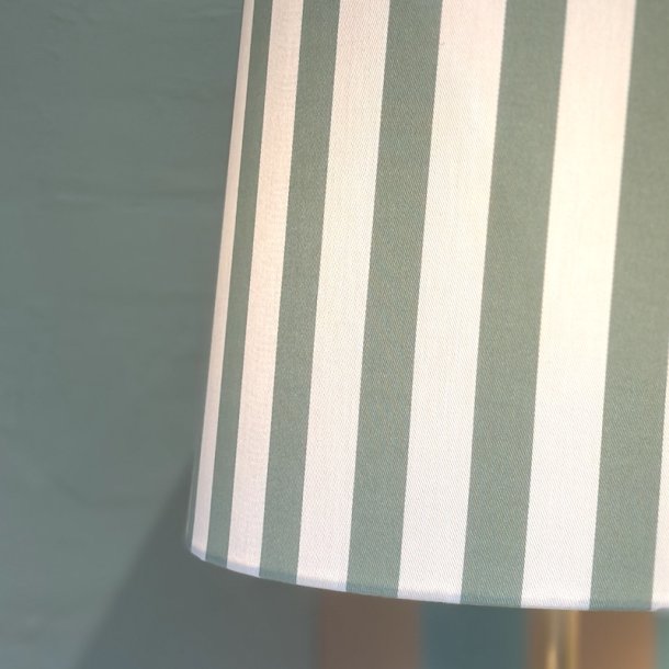 Nr 498 - More stripes green