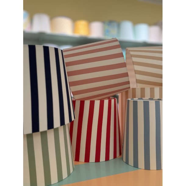 Nr 568 - More stripes beige