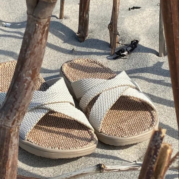 Sandal, Weligama, Sandshell