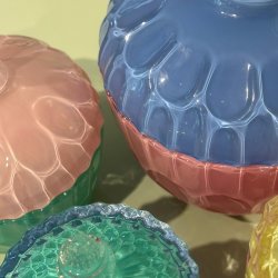 Bonbonniere, lysrd/lysebl