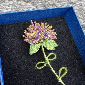 Globe Amaranth broche