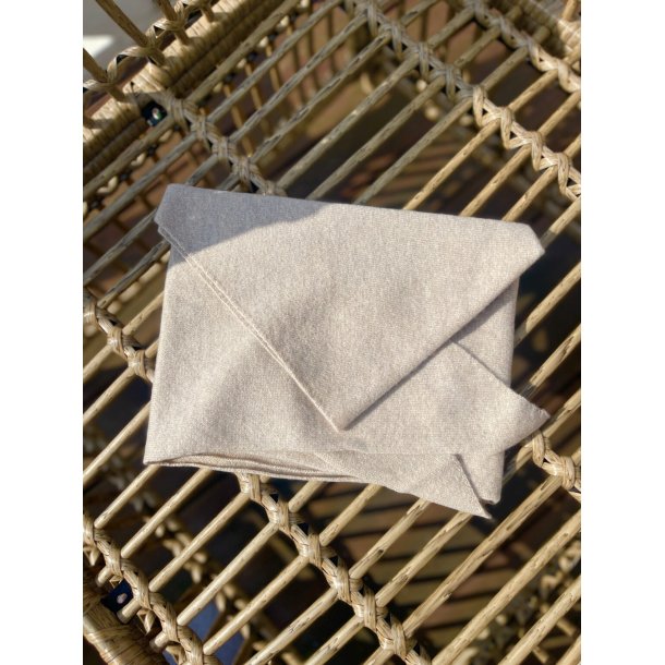 Small cashmere scarf, beige