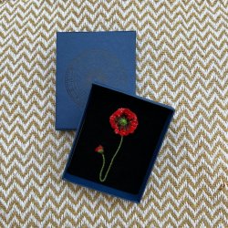 Shirley Valmue broche